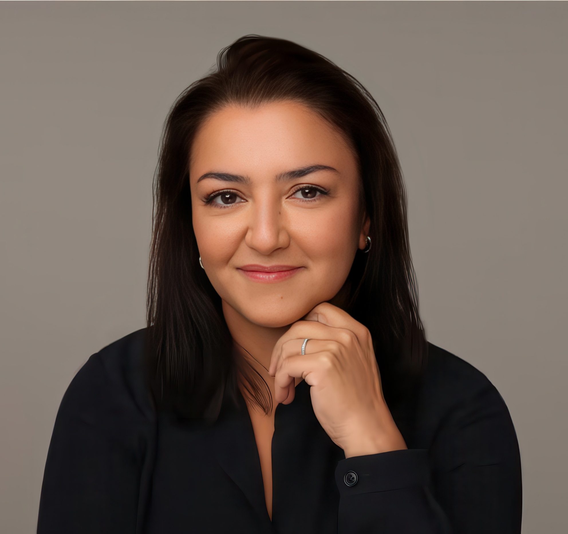 Portrait of Ani Attamian, AI and business transformation keynote speaker